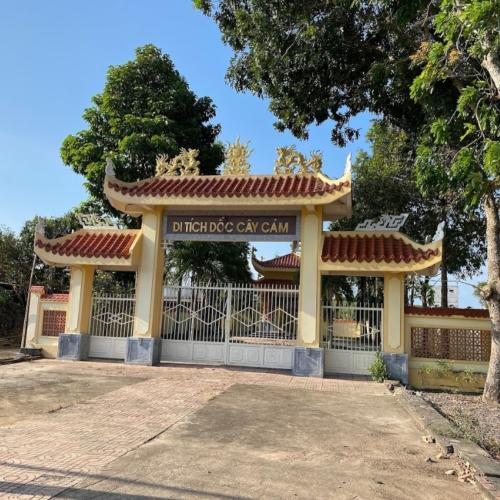 Di Tích Dốc Cây Cám Ở Thị Trấn Đất Đỏ